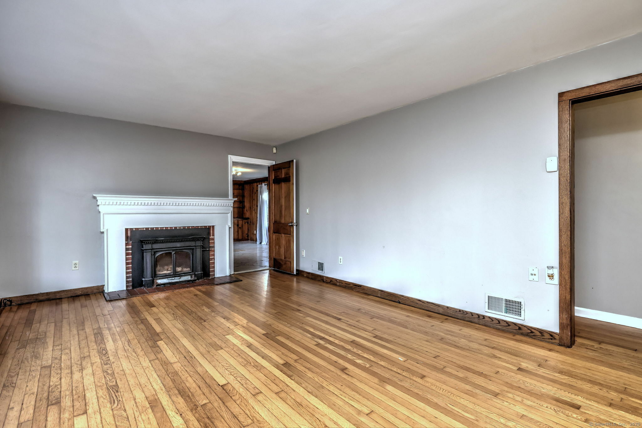 Property Photo:  24 Seymour Road  CT 06525 