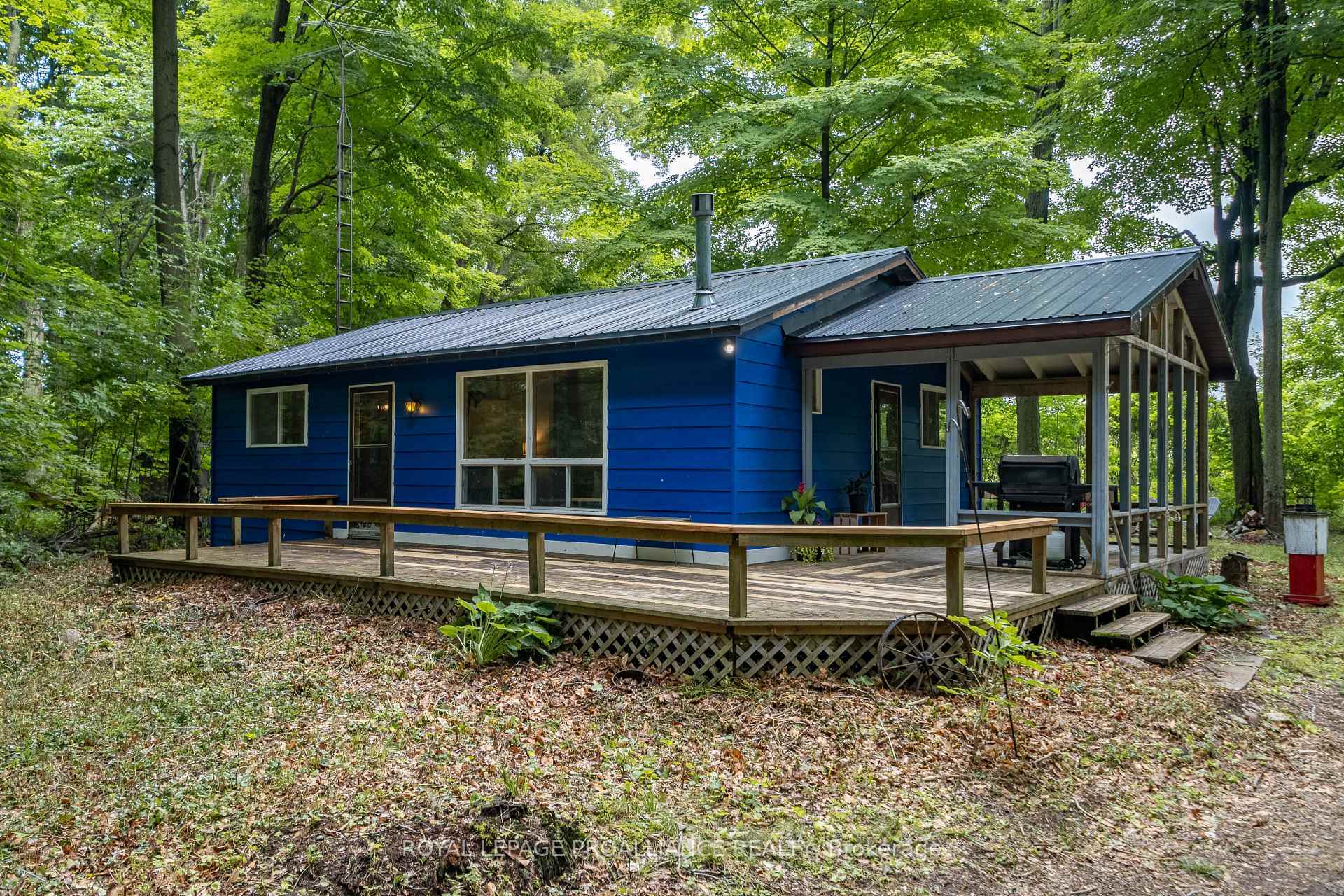 Property Photo: 79 Goodman Crescent ON K0K 2A0