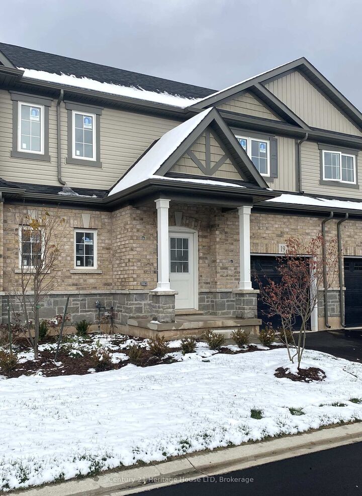 Photo de la propriété:  397 Garrison Road 19  ON L2A 1N1 