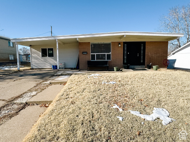 Property Photo:  4361 S 900 E  UT 84403 