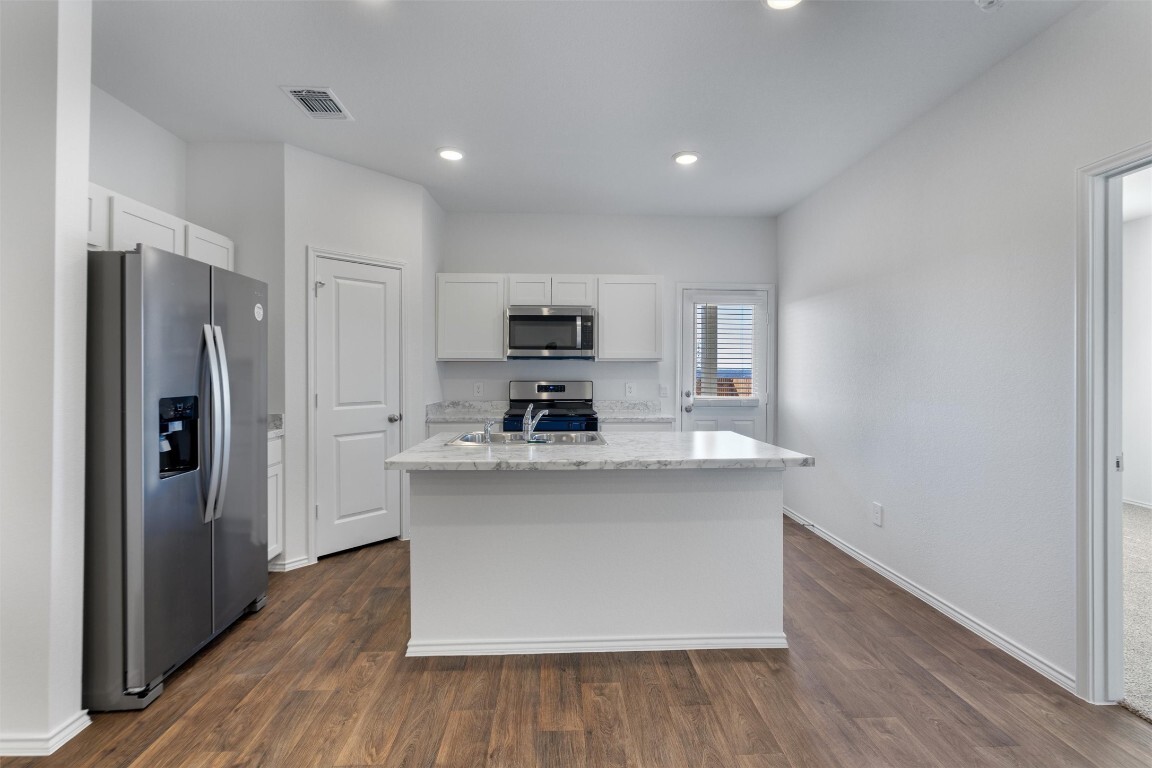 Property Photo: 599 Arnold Loop B TX 78640