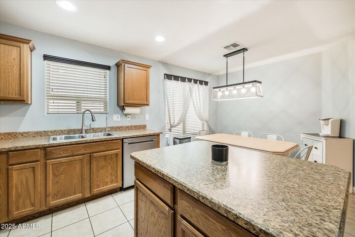 Property Photo: 4678 E Jadeite Drive AZ 85143
