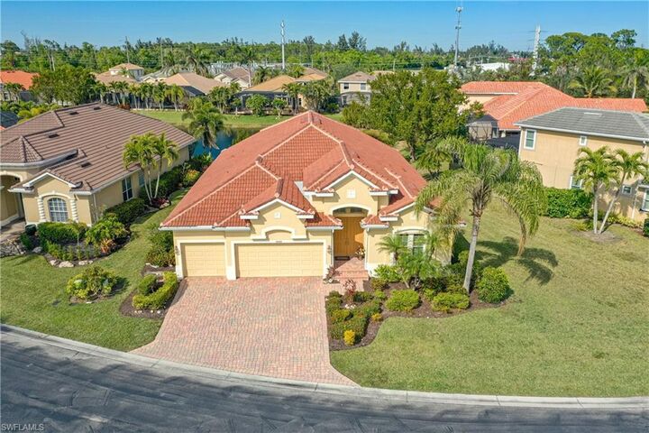 Property Photo: 16091 Thorn Wood Dr FL 33908
