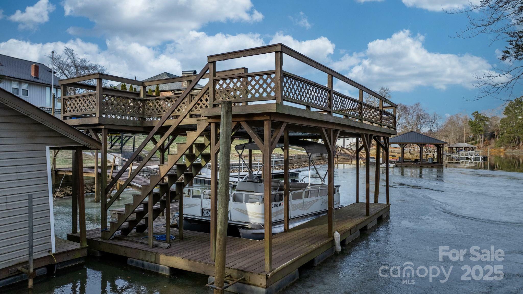 Property Photo: 3910 6th Street NW NC 28601