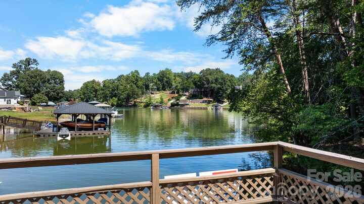 Property Photo: 3910 6th Street NW NC 28601