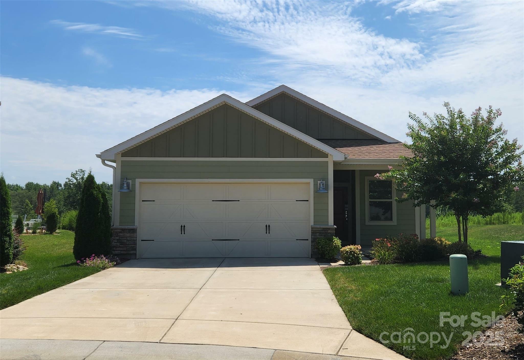 Property Photo:  6108 Raven Rock Drive  NC 28037 