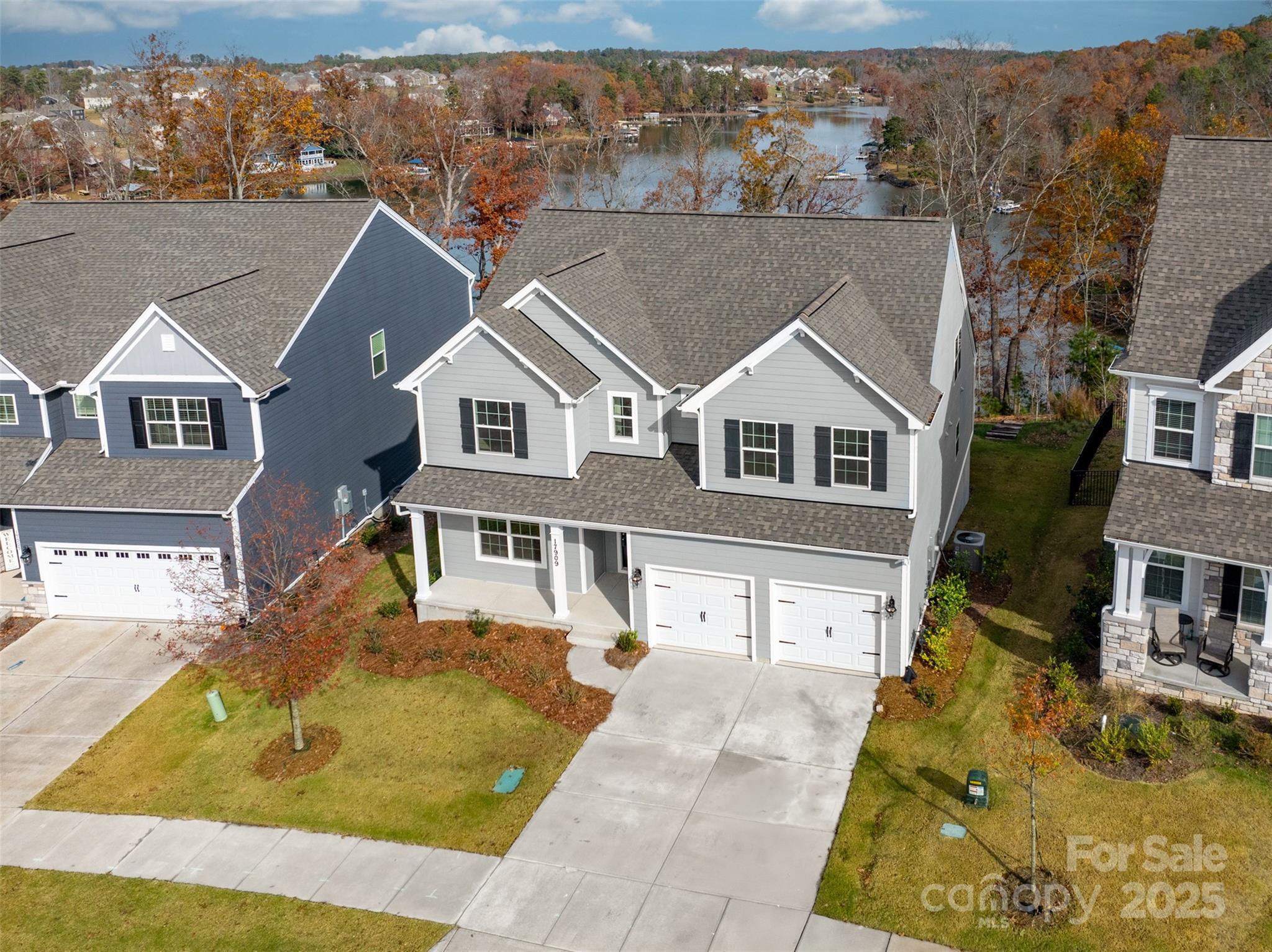 17909 Wilbanks Drive  Charlotte NC 28278 photo