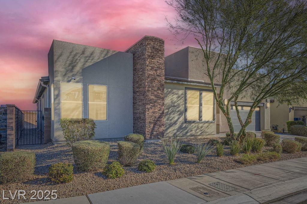 Property Photo:  6834 Compass Street  NV 89084 