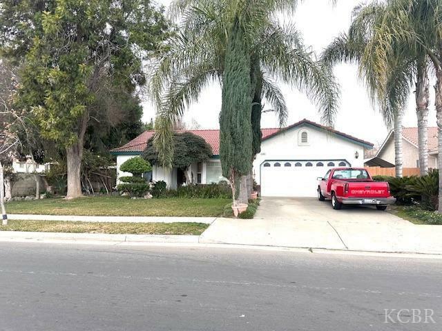 1101 E Cinnamon Drive  Lemoore CA 93245 photo