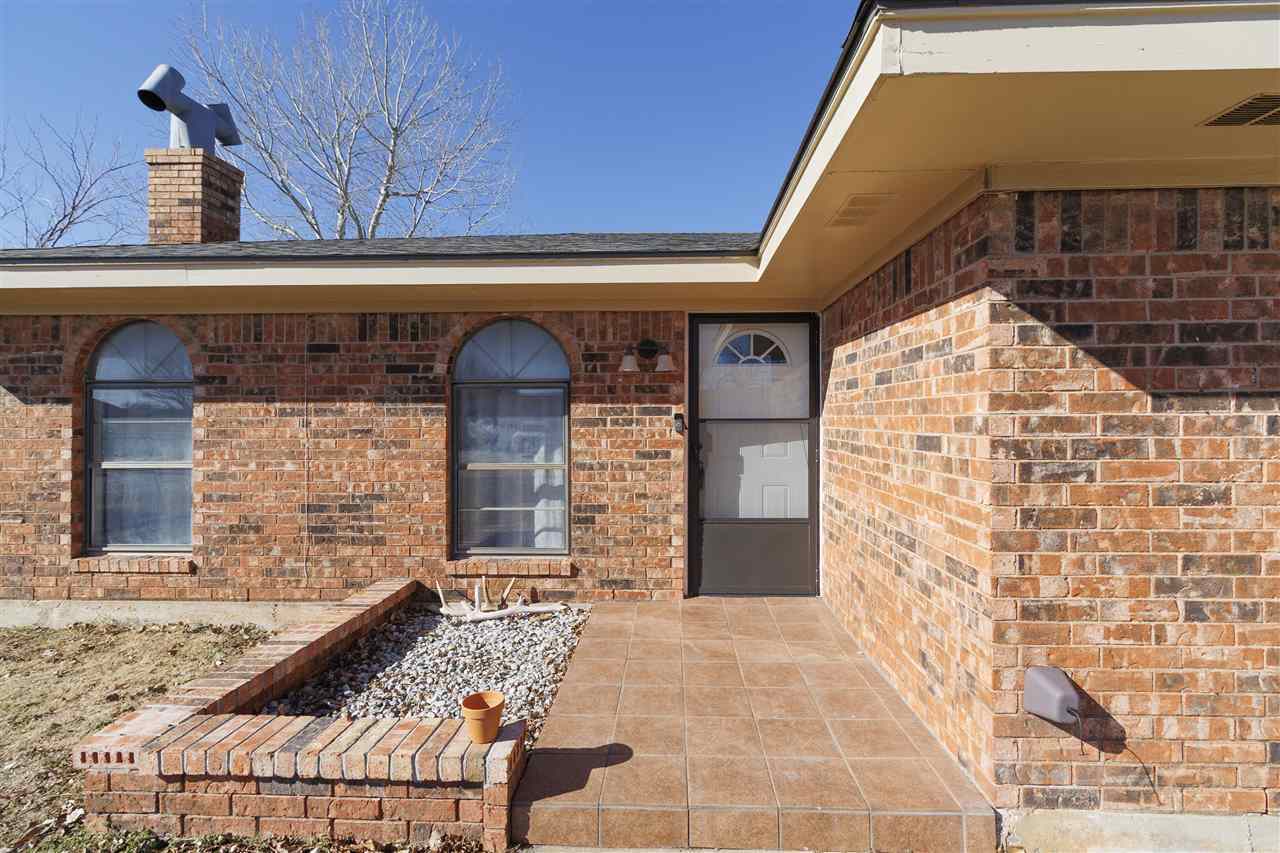 Property Photo:  1709 SE Jarman Ave  OK 73501 