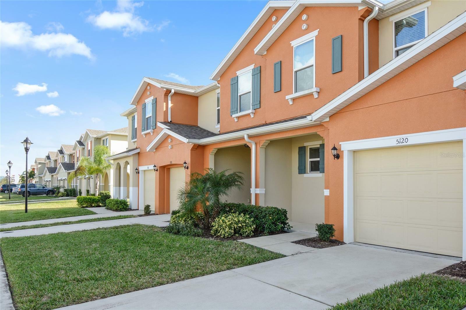 Property Photo:  5120 Adelaide Drive  FL 34746 