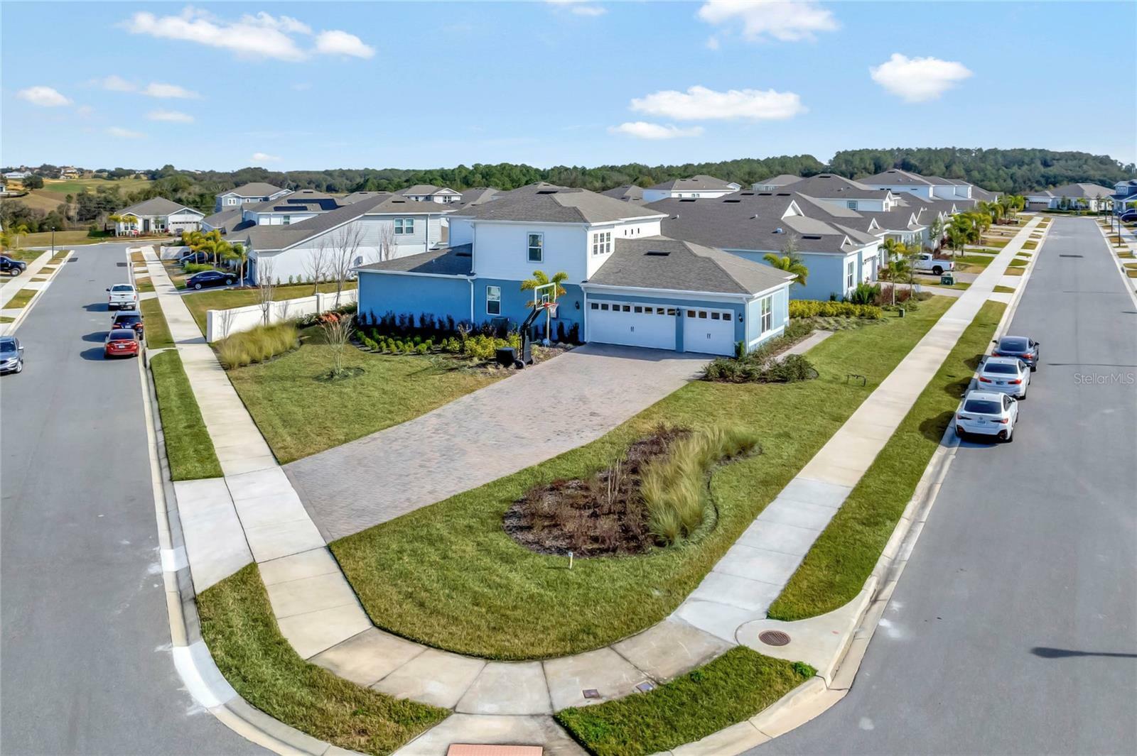 Property Photo:  15913 Winding Bluff Drive  FL 34756 