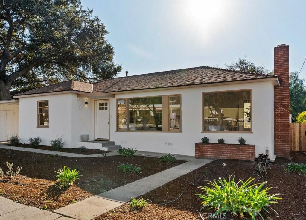 Property Photo: 2517 Broad Street CA 93401