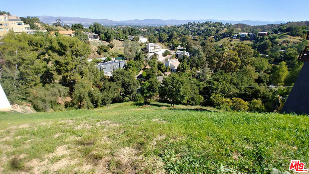 Property Photo: 21478 W Iglesia Dr CA 91364