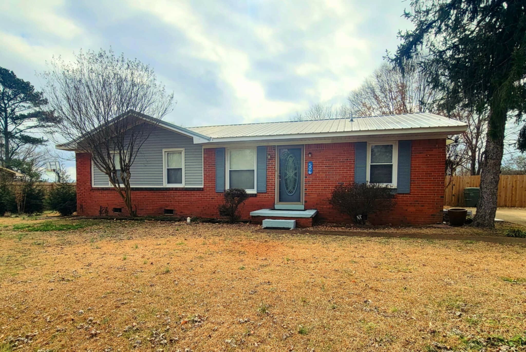 Property Photo:  506 Cecil St  TN 38464 