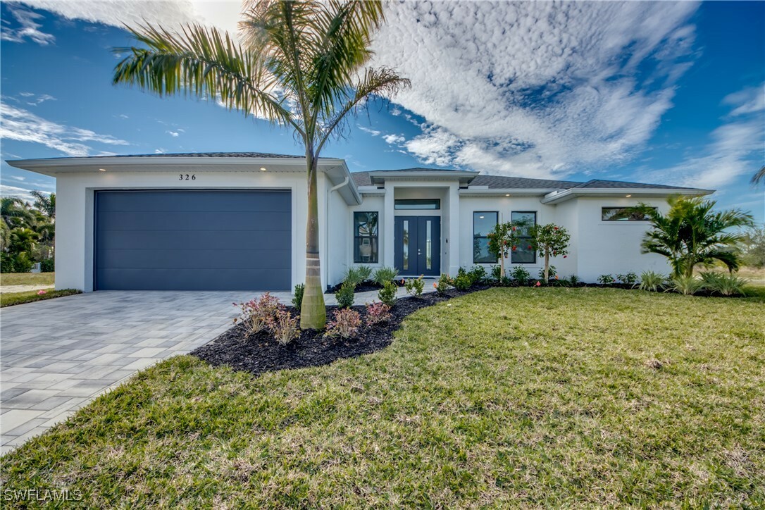 Property Photo:  326 SW 31st Terrace  FL 33914 