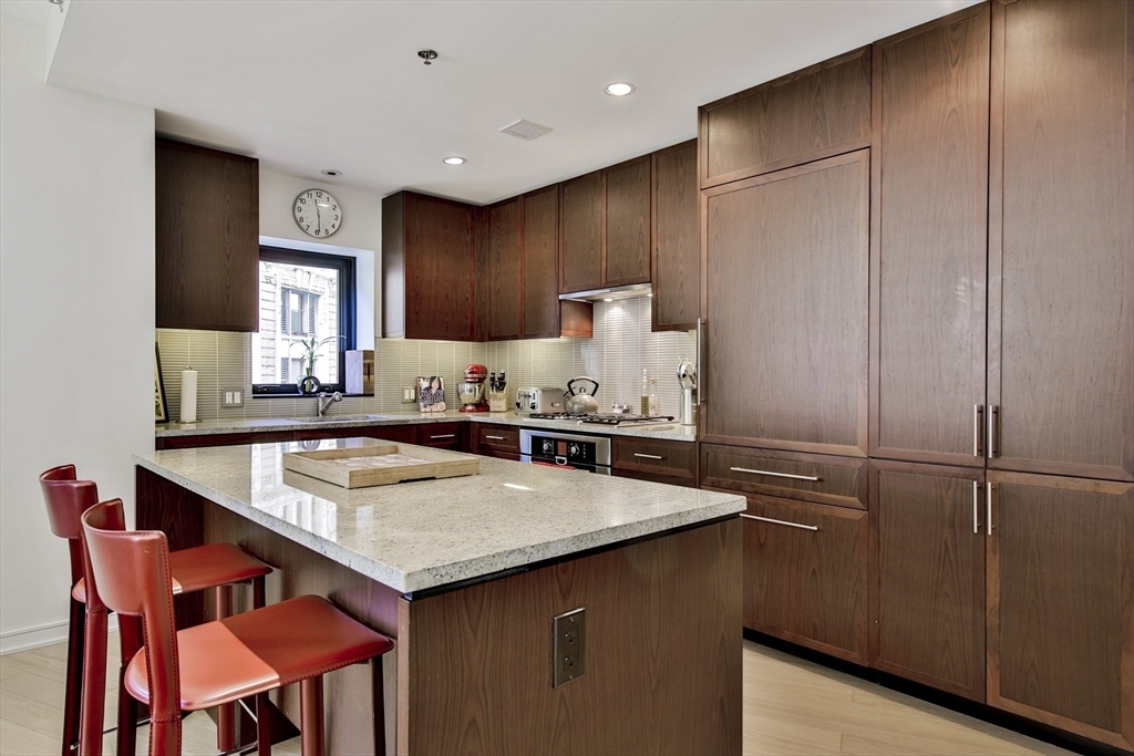 Property Photo: 580 Washington 702 MA 02111