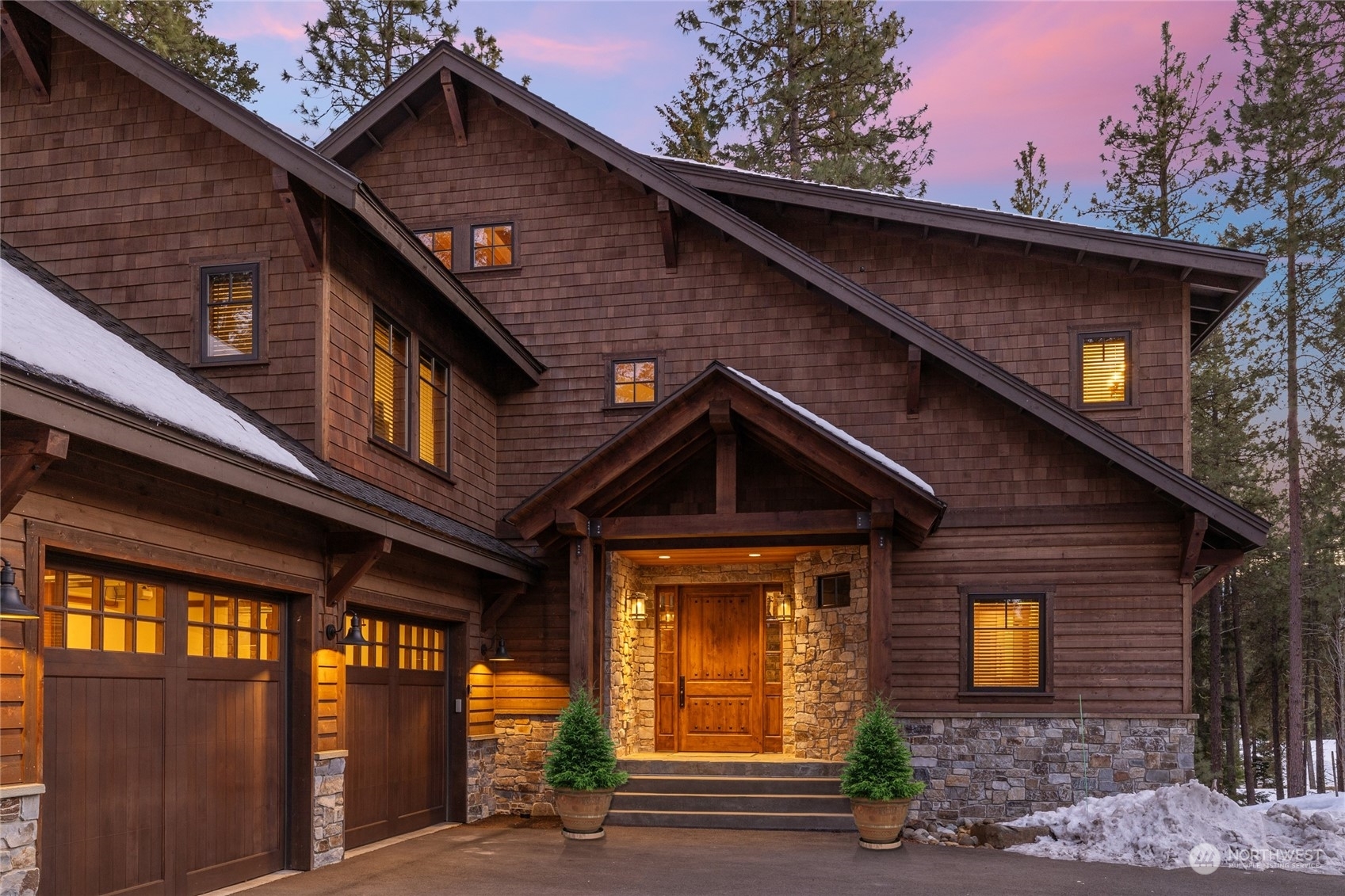 Property Photo: 60 Birch Court WA 98922