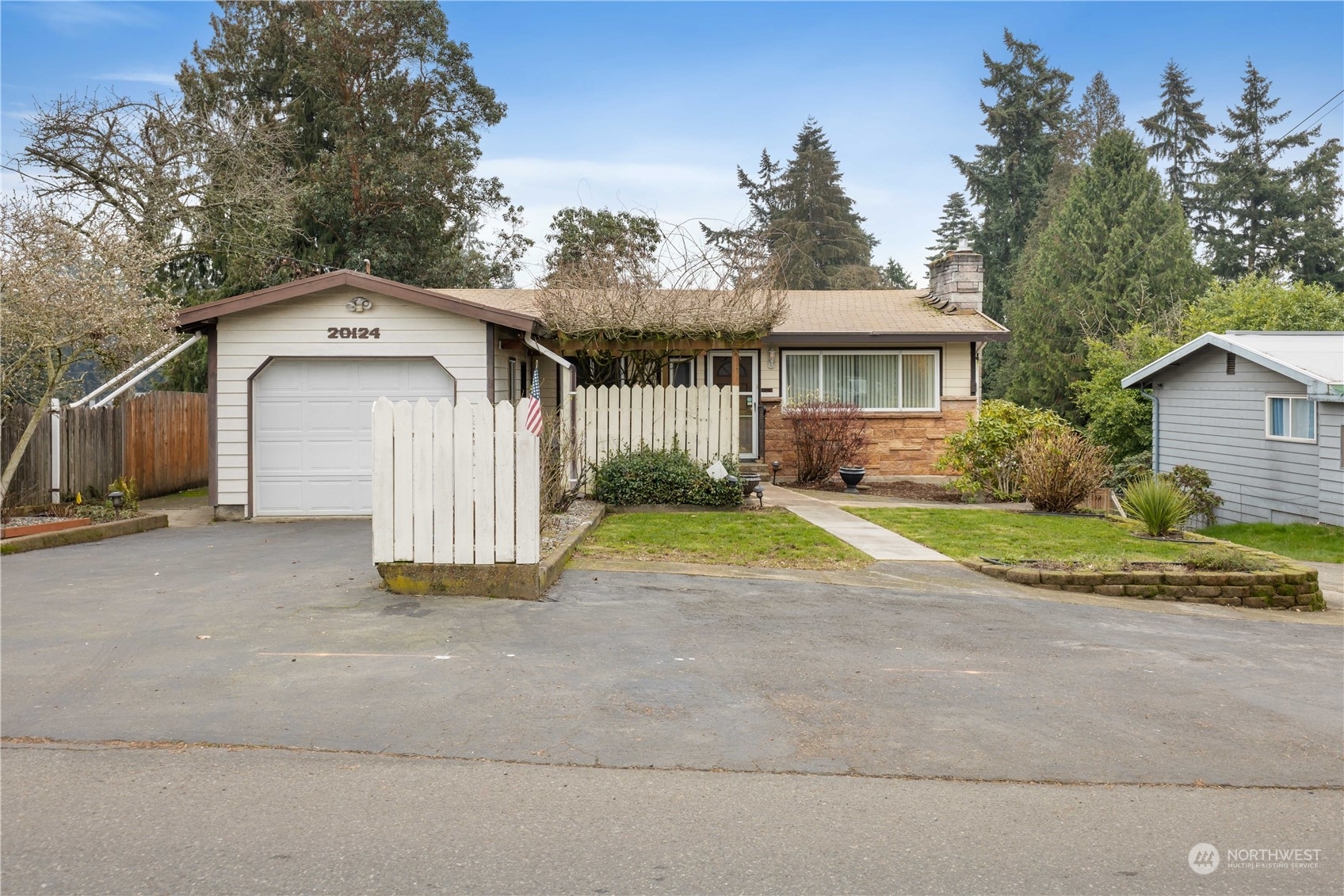 Property Photo:  20124  8th Avenue S  WA 98198 