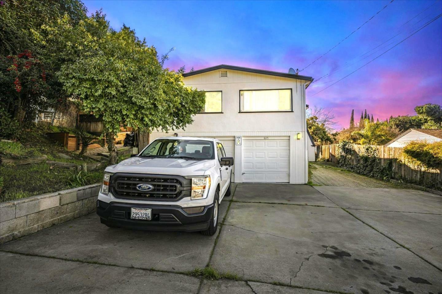 Property Photo:  1823 Magazine Street  CA 94591 