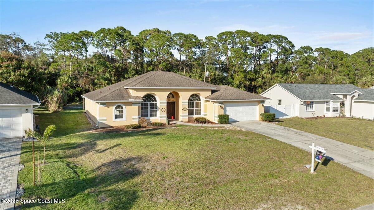 Property Photo:  281 Abello Road SE  FL 32909 