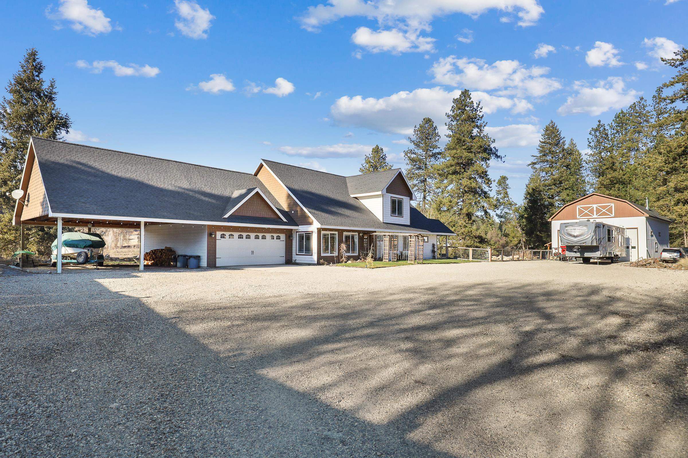 Property Photo: 39605 N Elk-Chattaroy Rd WA 99009