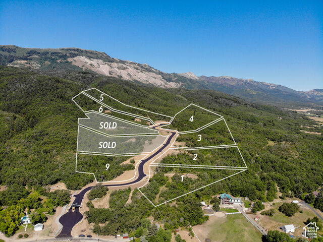 Property Photo:  2776 E Arrowleaf Ln N 3  UT 84310 