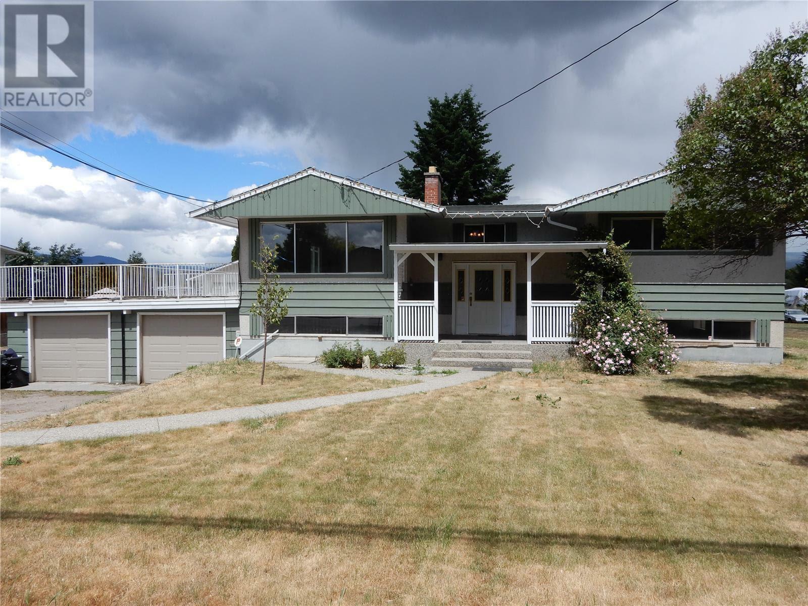 Property Photo:  510-530 McCurdy Road  BC V1X 2P5 