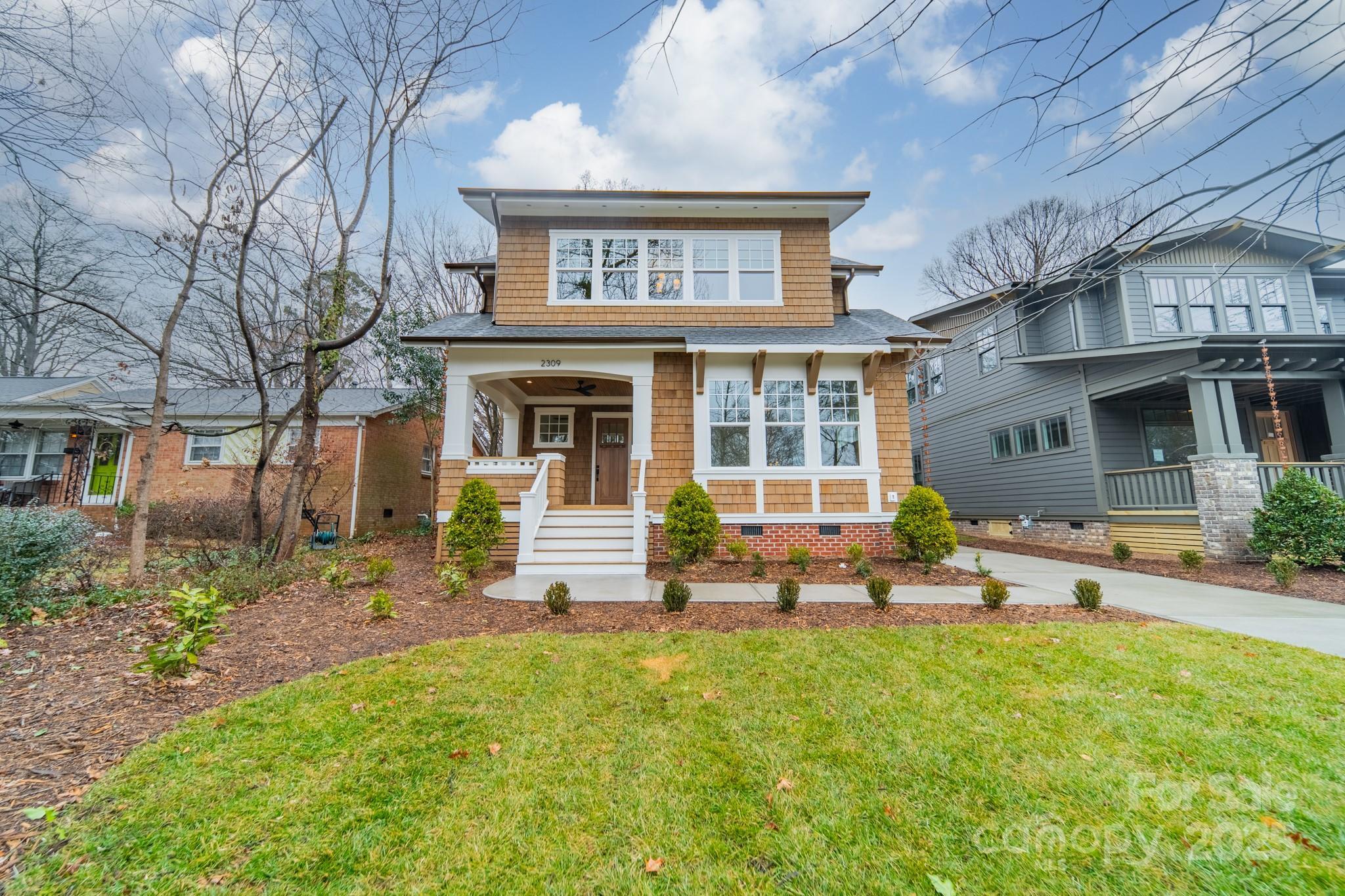 Property Photo: 2309 Laburnum Avenue NC 28205