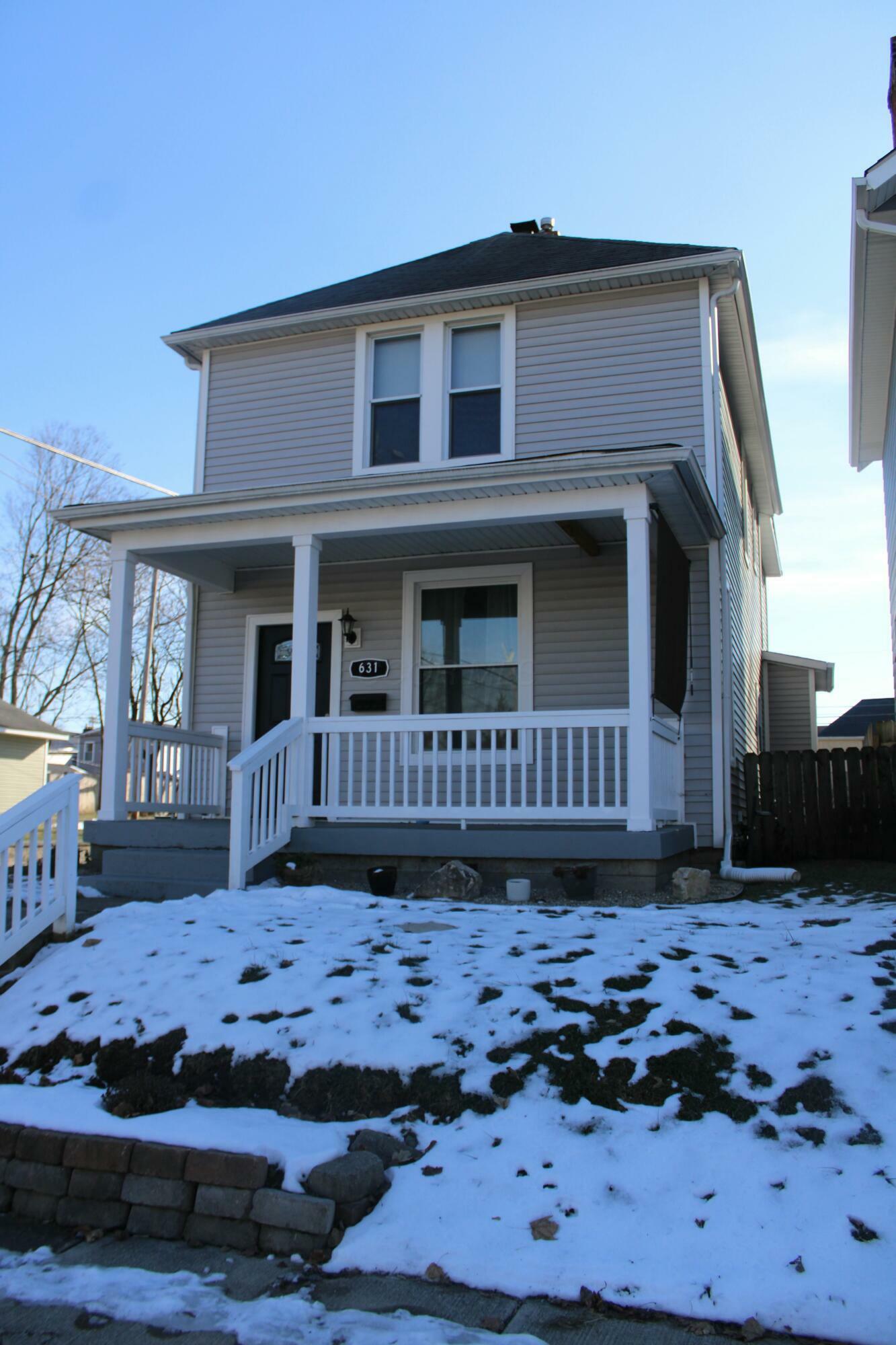 Property Photo:  631 Siebert Street  OH 43206 