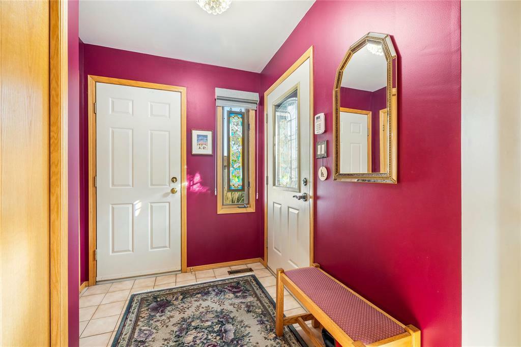 Property Photo:  6645 Roblin Boulevard  MB R3R 3S4 