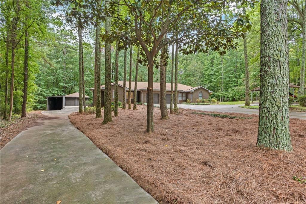 Property Photo: 263 Weldon Road GA 30268