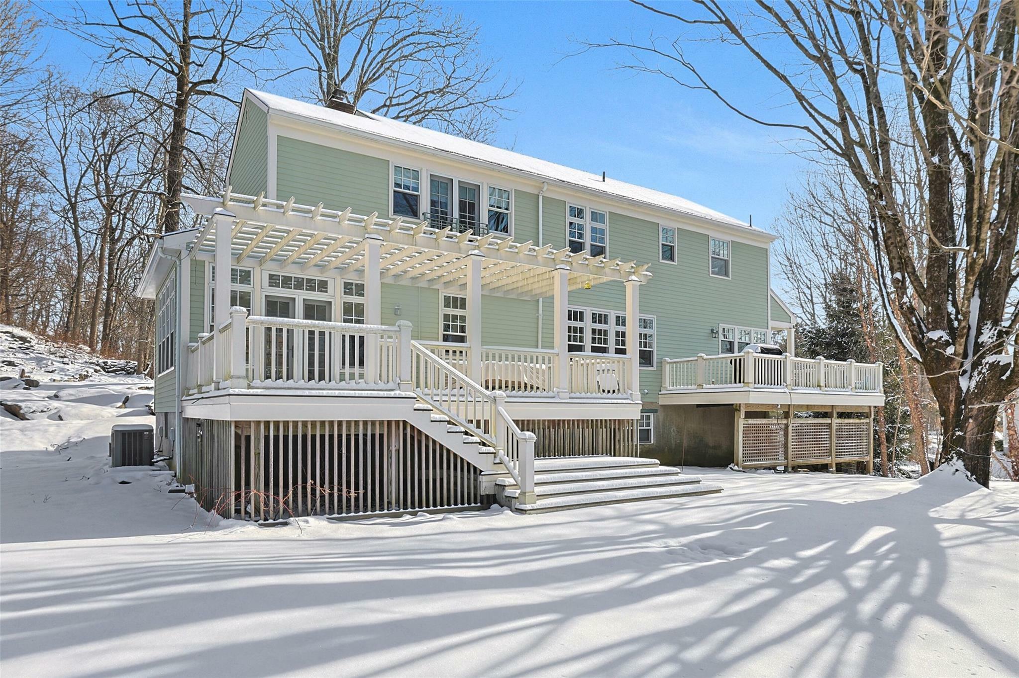 Property Photo:  5 Lyons Road  NY 10504 