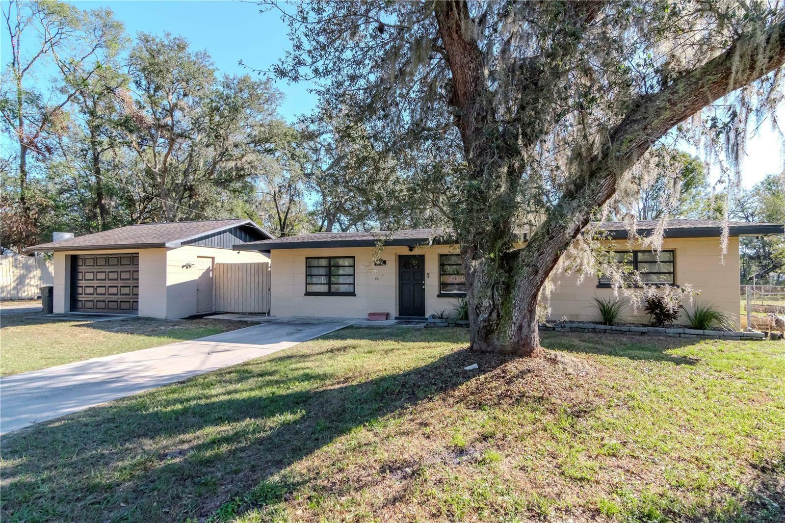 Property Photo: 38214 Jendral Avenue FL 33542
