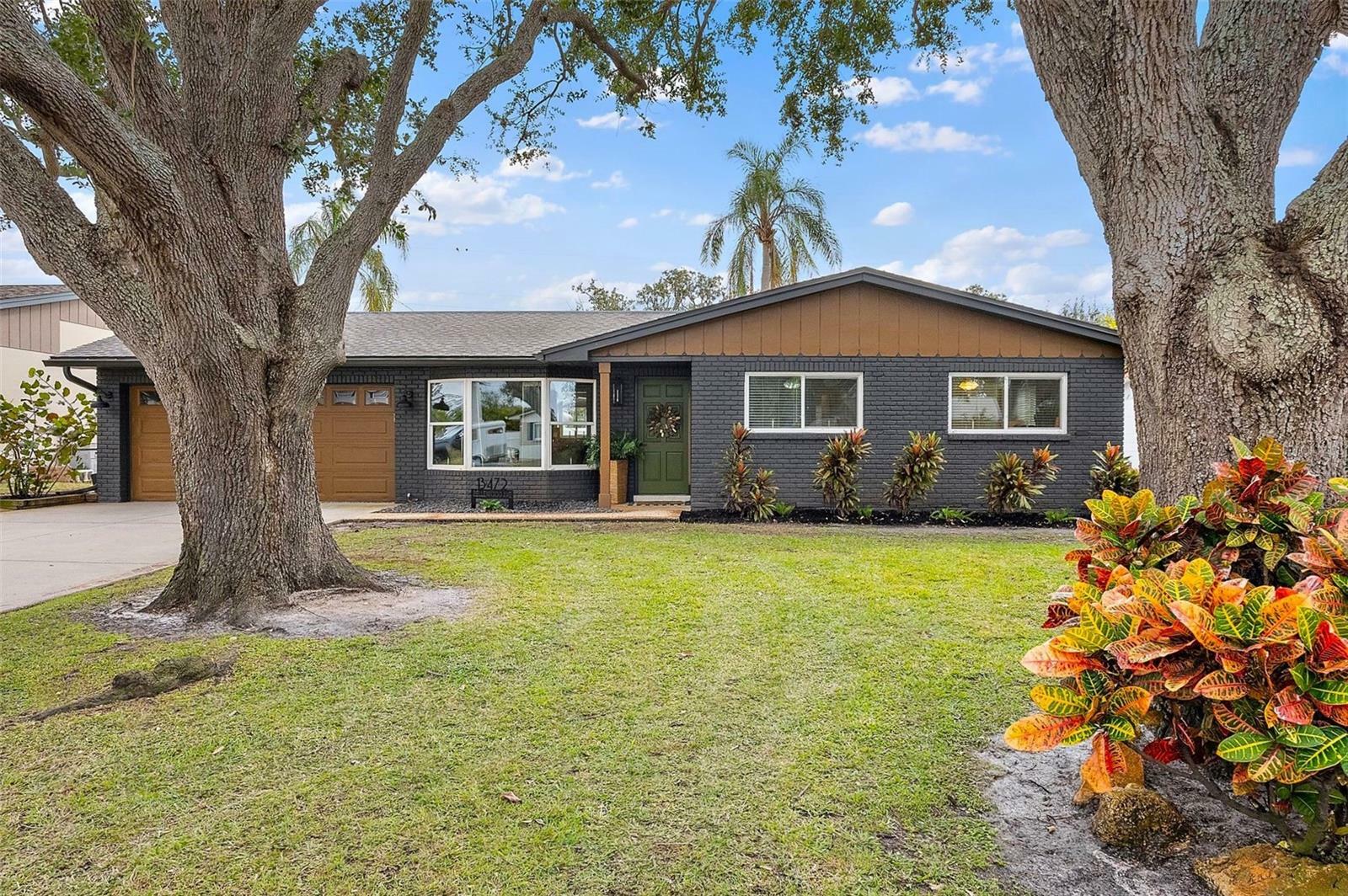 Property Photo:  13472 Bellewood Avenue  FL 33776 