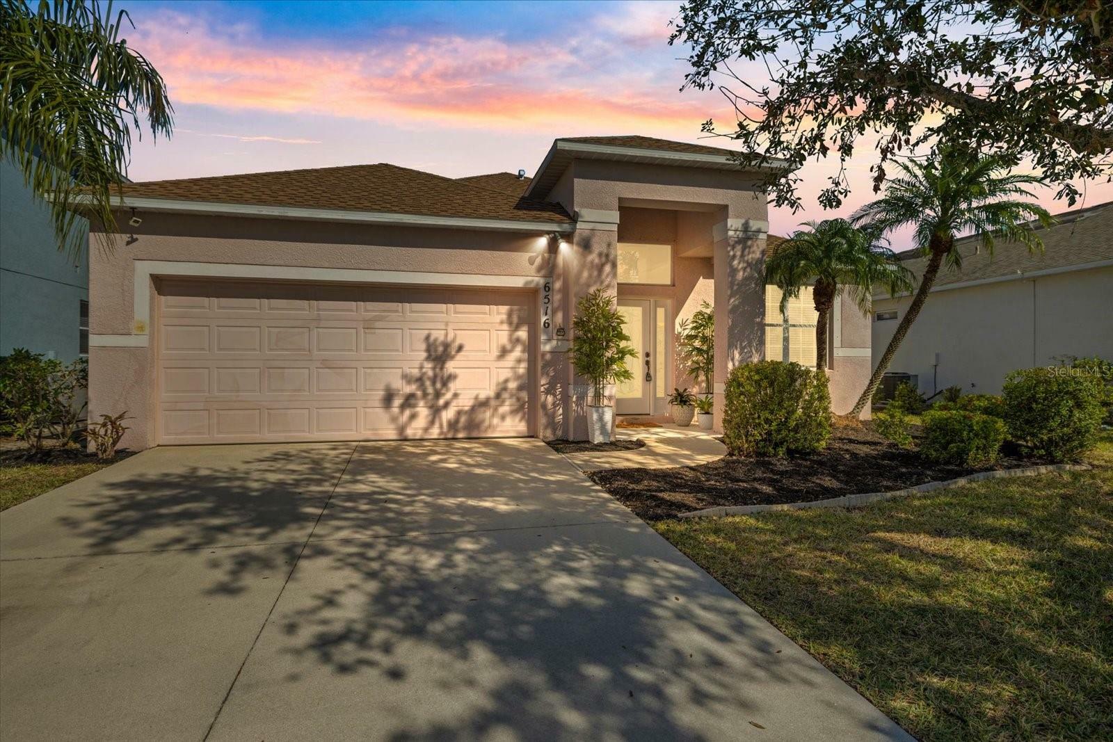 Property Photo:  6516 Rock Bridge Lane  FL 34222 