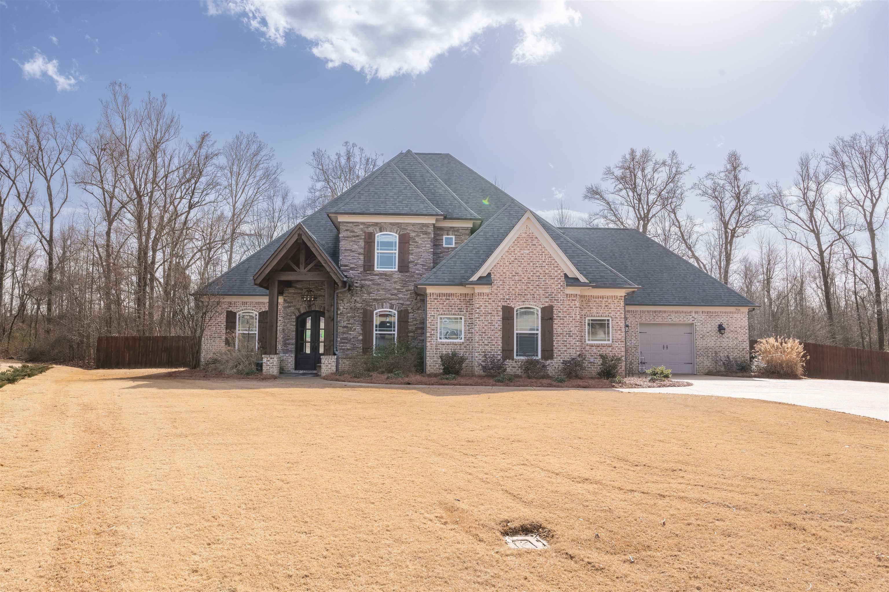 Property Photo:  318 Salem Oaks Cv  TN 38004 