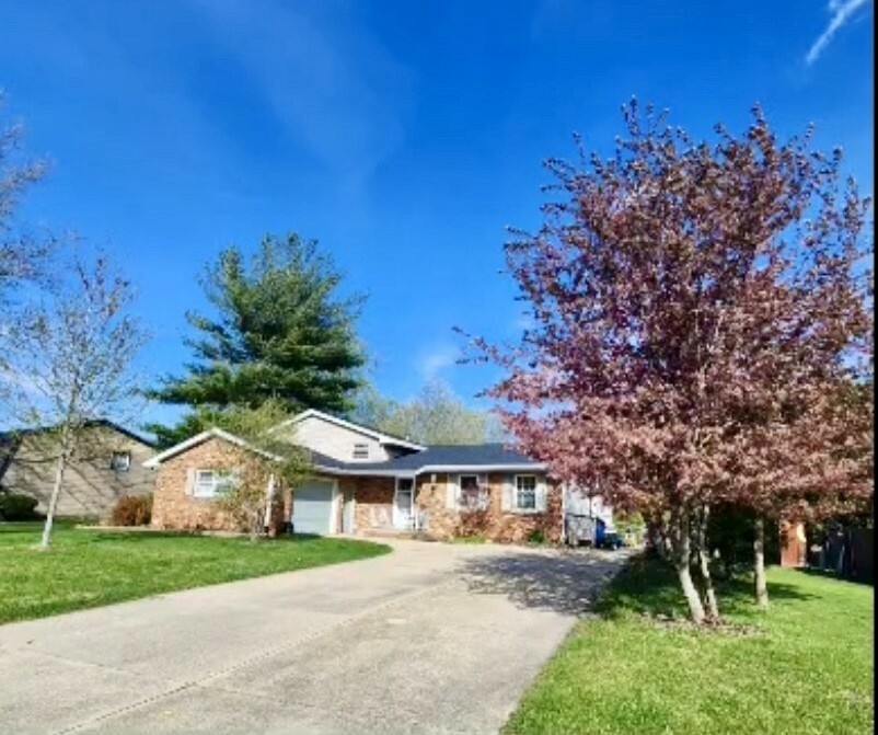 5 Cambridge Drive  Spring Valley IL 61362 photo