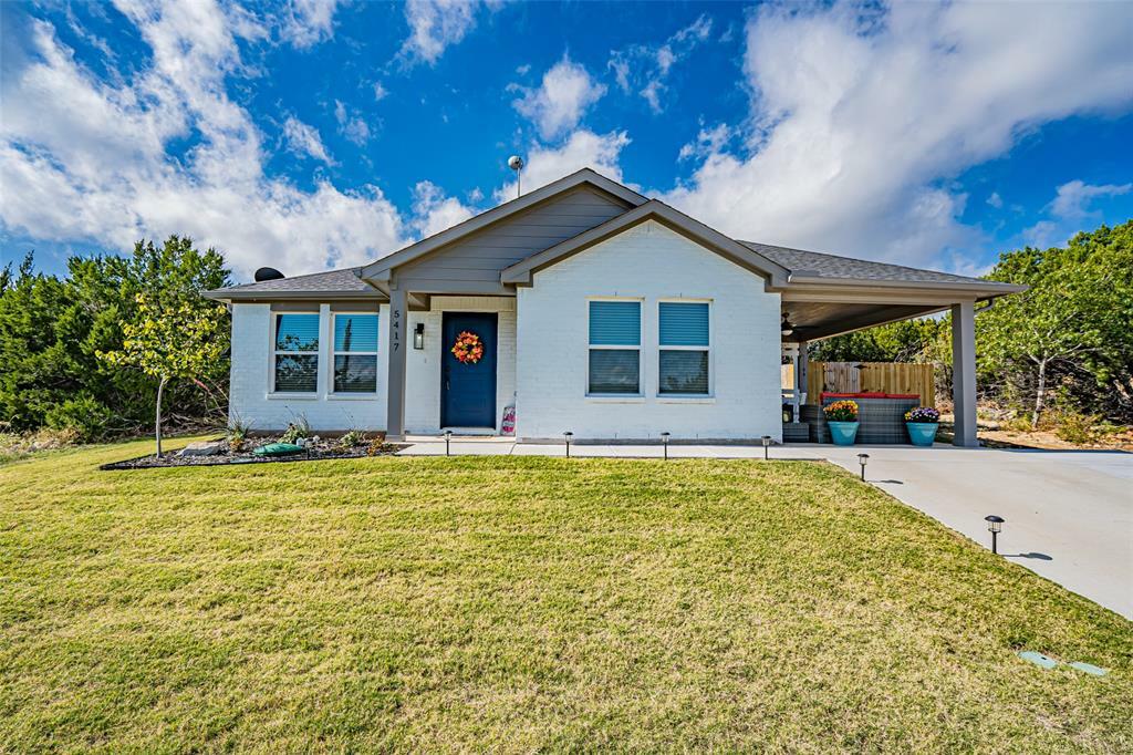 Property Photo: 5417 Stonegate Circle TX 76048
