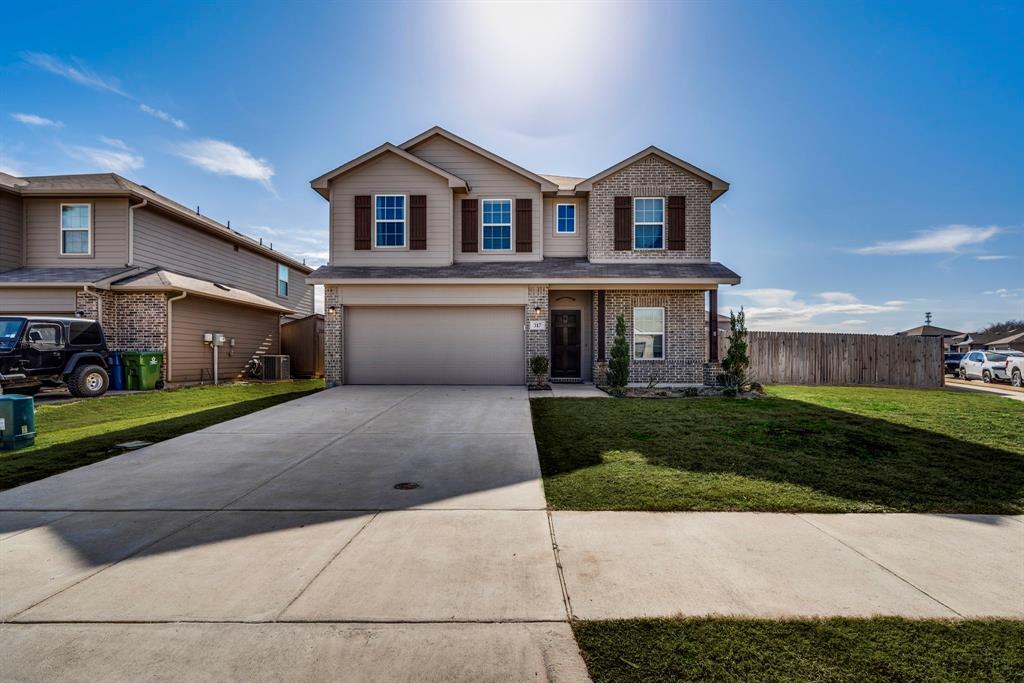 Property Photo: 317 Countryside Drive TX 76227