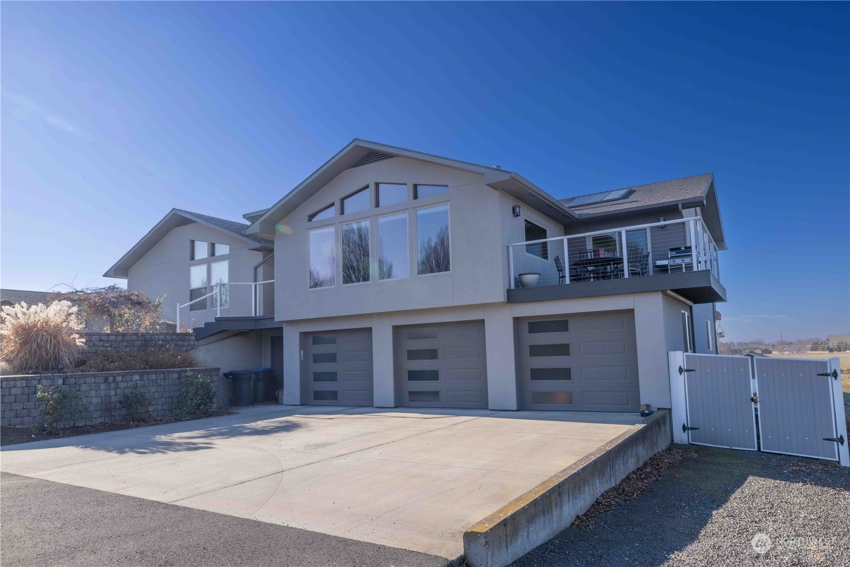 Property Photo: 2425 Country Club Road WA 99362
