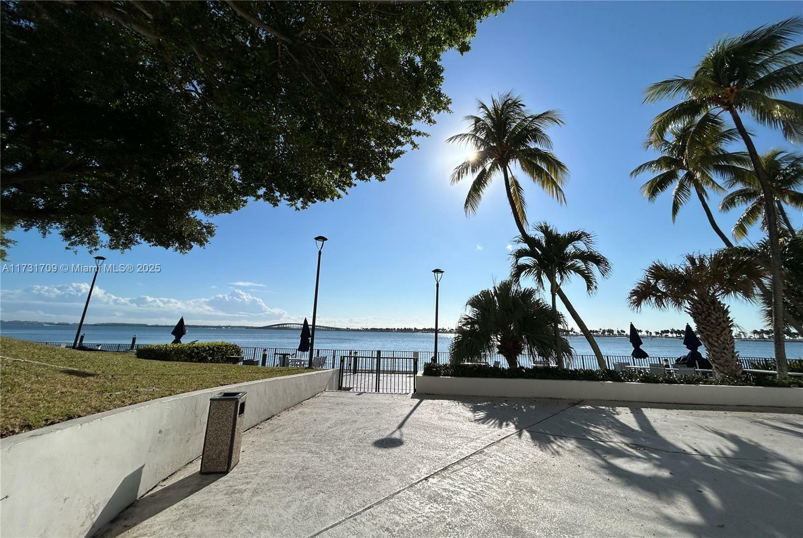 Property Photo:  2333 Brickell Ave 702  FL 33129 