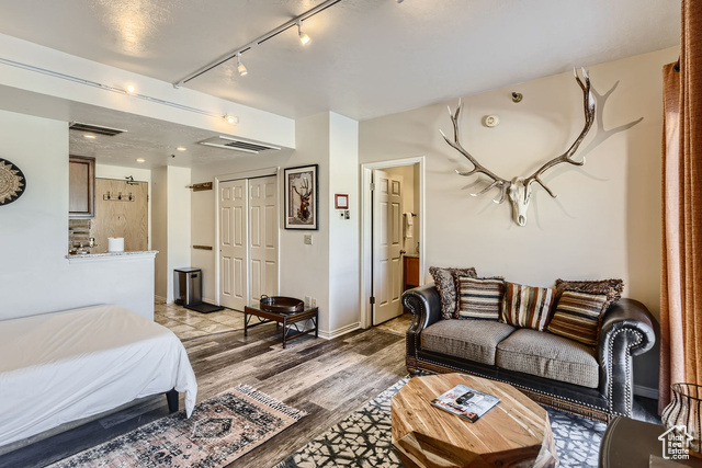 Property Photo:  580 Main St 408  UT 84060 