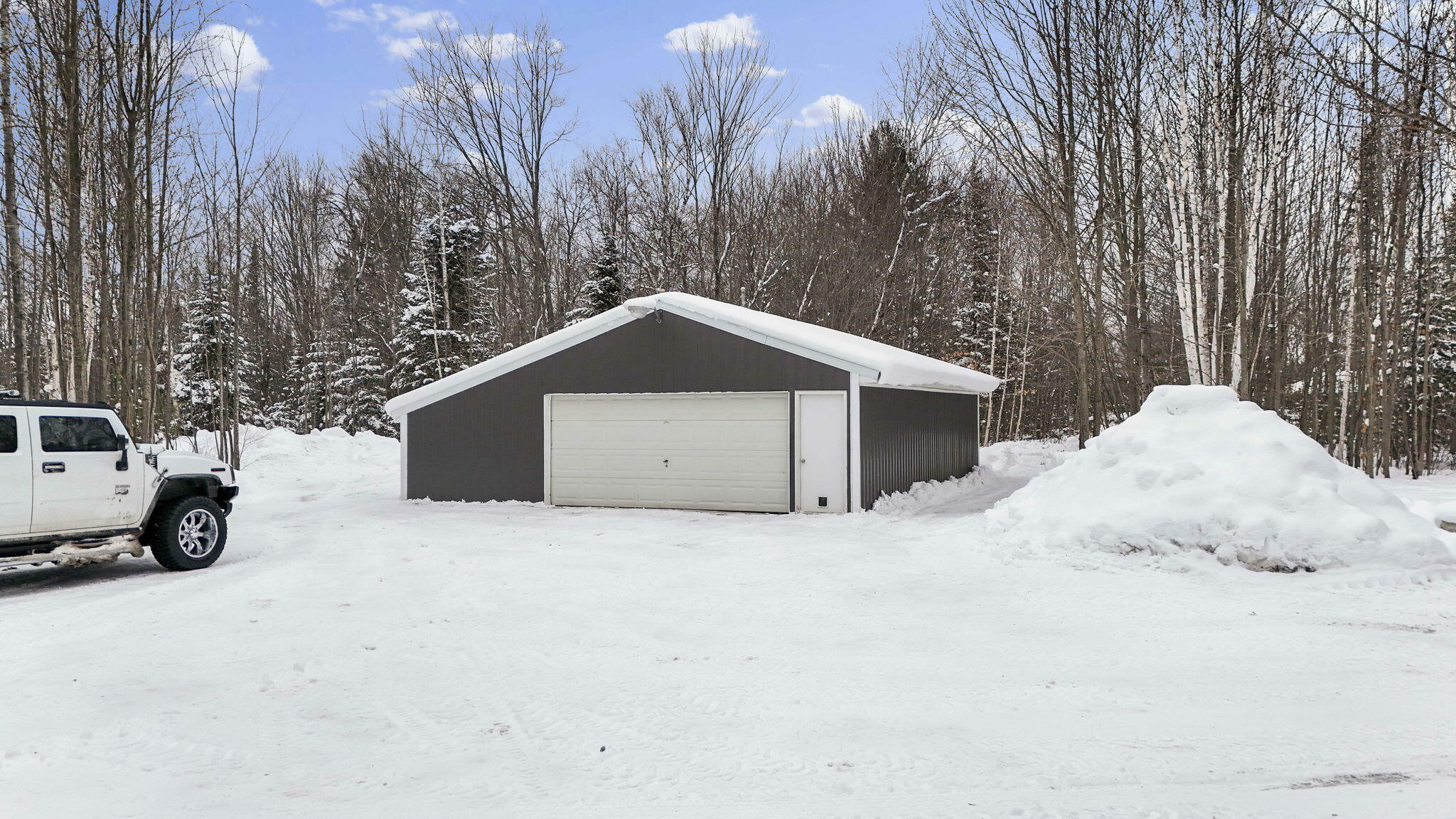 Property Photo:  2455 Walker Road  MI 49705 