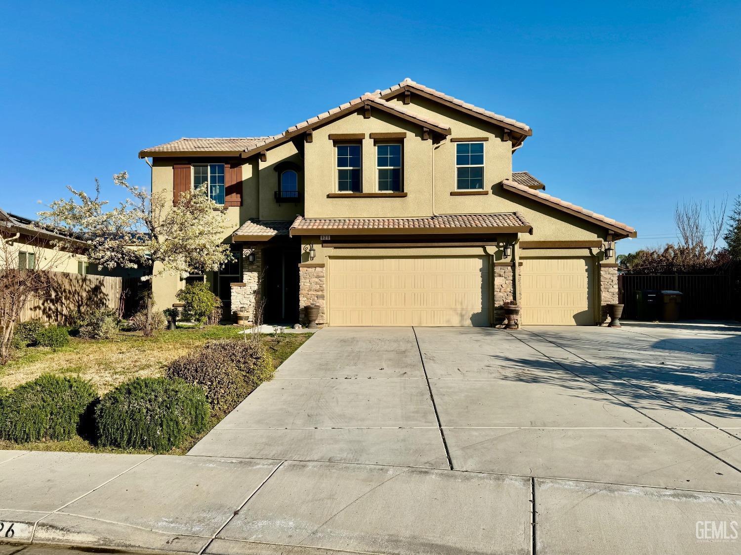 826 Jacob Creek Drive  Bakersfield CA 93314 photo
