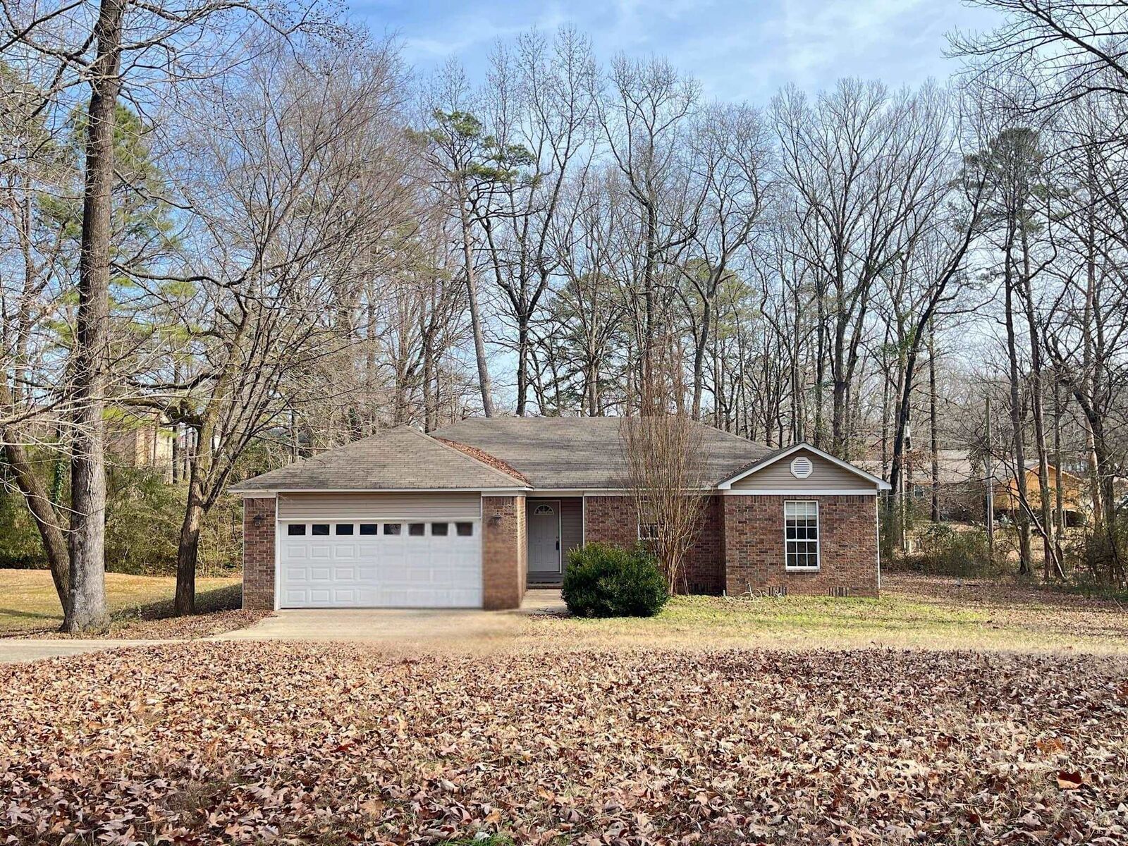 Property Photo: 3001 Stephanie Dr AR 72206