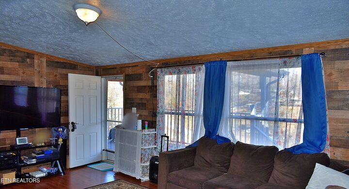 Property Photo: 223 Beamer Rd TN 37879