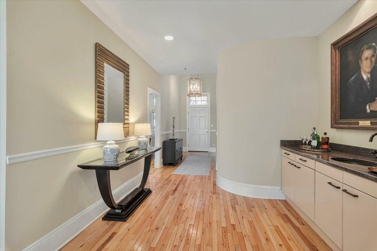 Property Photo: 10 Old Jackson Avenue 40 NY 10706