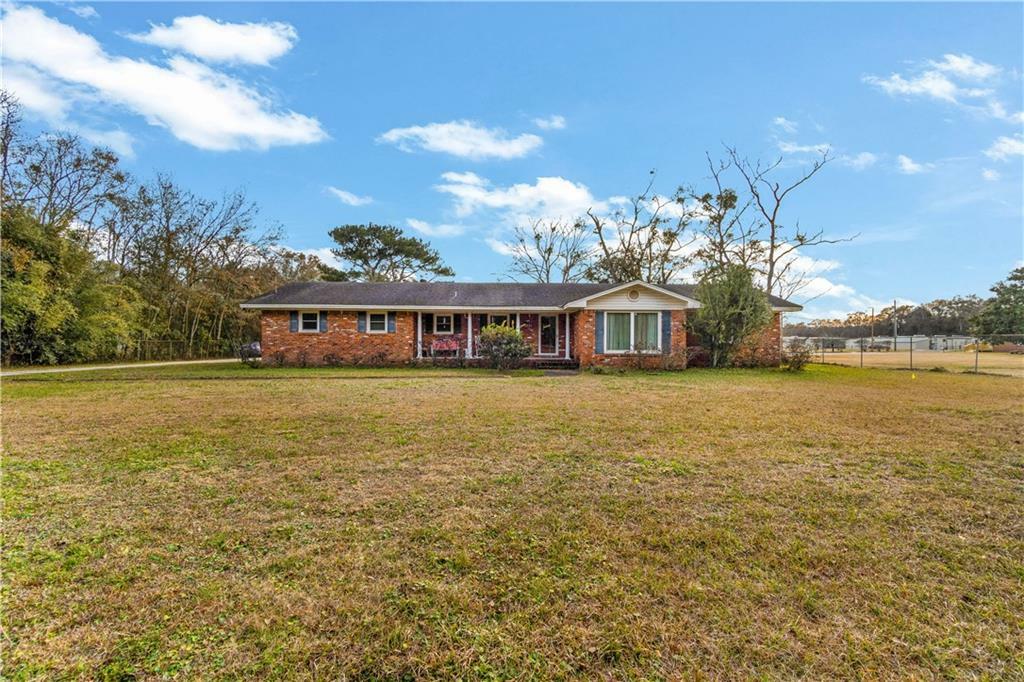 Property Photo: 7031 Old Military Road AL 36582