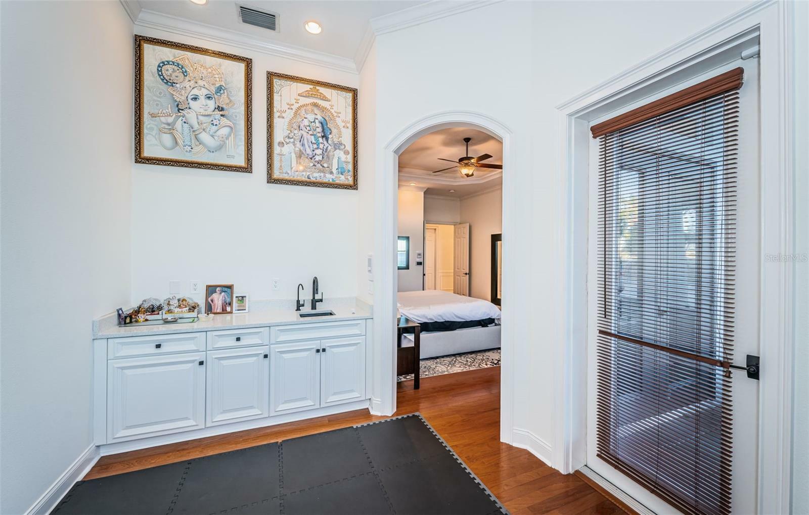 4419 Bayshore Boulevard NE  St Petersburg FL 33703 photo